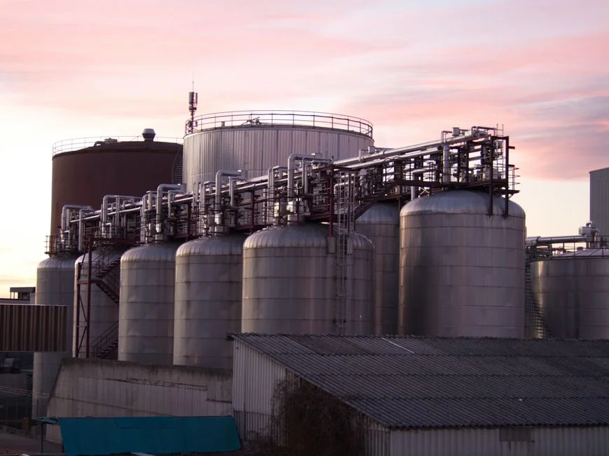 Different Types of Silos Used in Cement, Mining & Agriculture - illustration